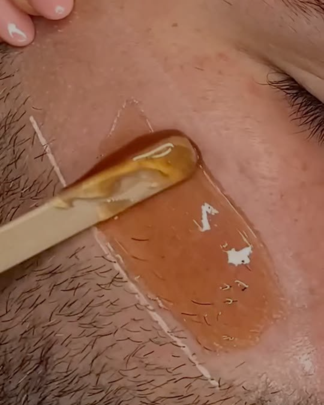 Corte vello facial caballero